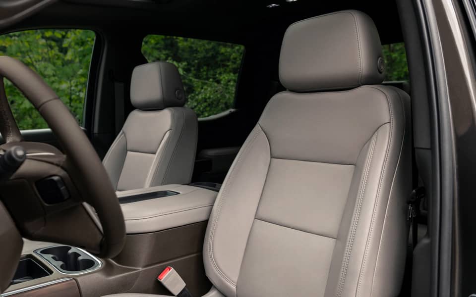 GMC Sierra 1500 front seats and console